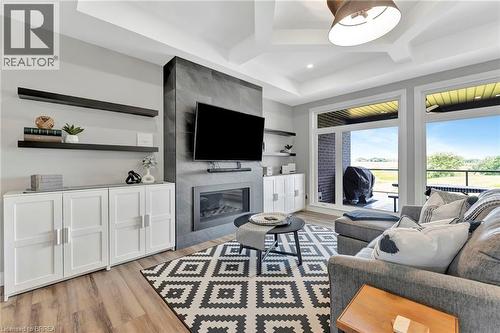 14 Hudson Drive, Brantford, ON - Indoor Photo Showing Living Room With Fireplace