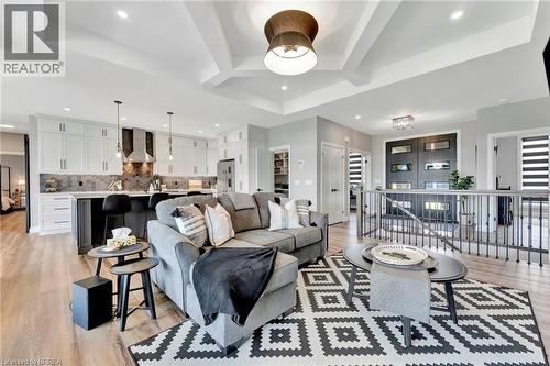 14 Hudson Drive, Brantford, ON - Indoor Photo Showing Living Room