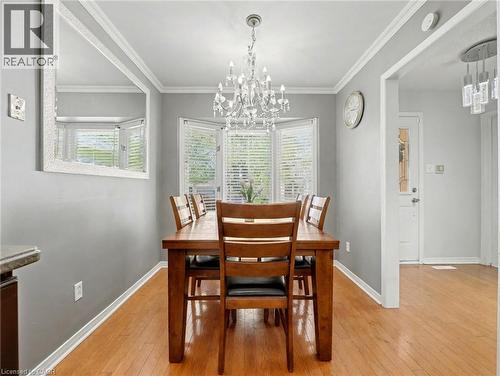 635 Rexford Drive, Hamilton, ON - Indoor Photo Showing Dining Room