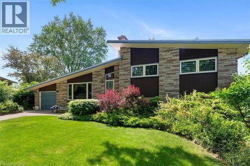 7 GLENAYR Place  St. Catharines, ON L2T 2A2