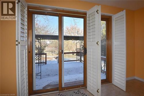 689 Penny Lane, Burlington, ON - Indoor Photo Showing Other Room
