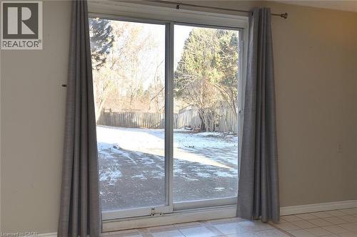689 Penny Lane, Burlington, ON - Indoor Photo Showing Other Room