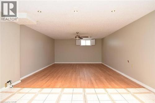 689 Penny Lane, Burlington, ON - Indoor Photo Showing Other Room