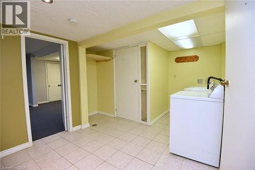 689 Penny Lane, Burlington, ON - Indoor