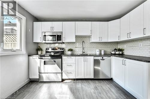 381 Herkimer Street, Hamilton, ON - Indoor Photo Showing Kitchen With Upgraded Kitchen