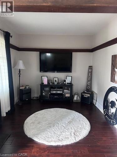 84 Barons Avenue N, Hamilton, ON - Indoor