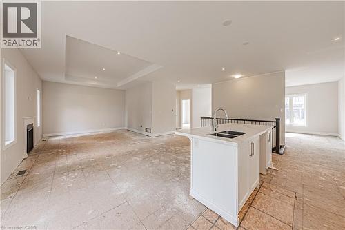 60 Cesar Place, Ancaster, ON - Indoor Photo Showing Other Room