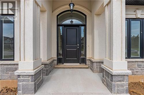 60 Cesar Place, Ancaster, ON - Outdoor