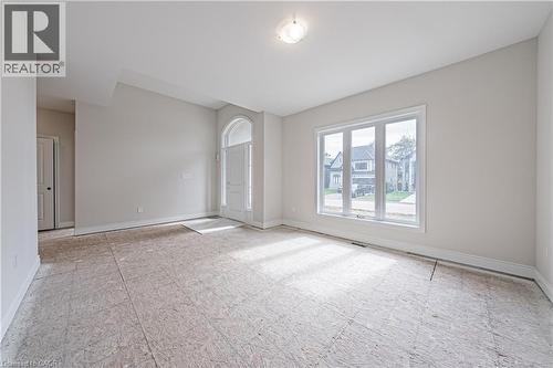 60 Cesar Place, Ancaster, ON - Indoor Photo Showing Other Room