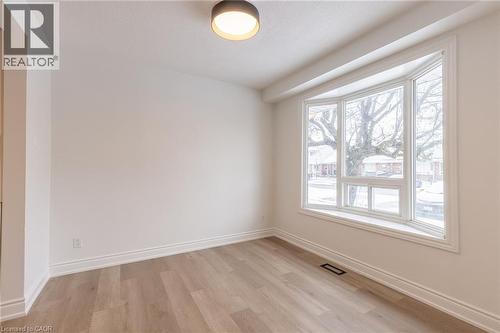 100 Brownleigh Avenue Unit# 288, Welland, ON - Indoor Photo Showing Other Room