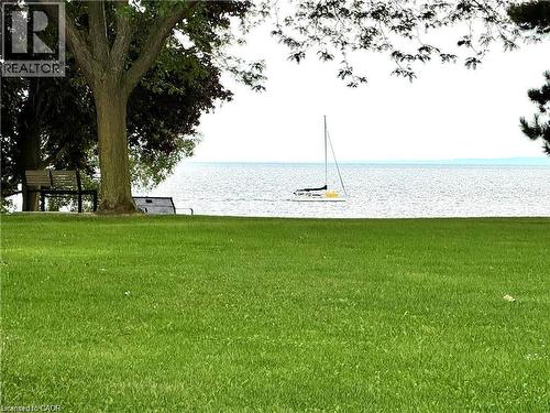 5250 LAKESHORE Road Unit# 1708  Burlington, ON L7L 5L2