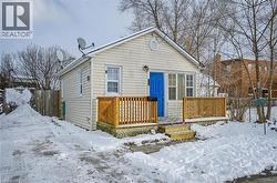 40 CONCORD Avenue  St. Catharines, ON L2M 5N8