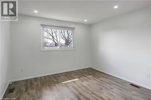 24 Tara Crescent Unit# Upper, Thorold, ON - Indoor Photo Showing Other Room