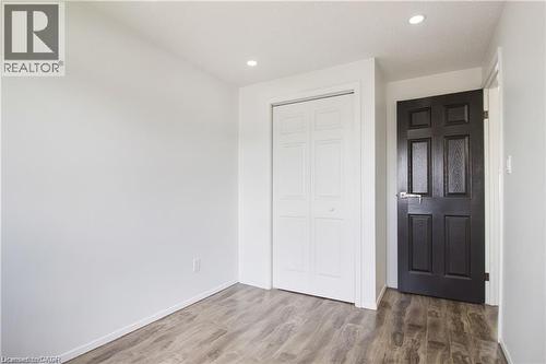 24 Tara Crescent Unit# Upper, Thorold, ON - Indoor Photo Showing Other Room