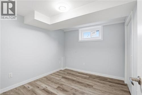 93 Wellington Street, Welland, ON - Indoor Photo Showing Other Room