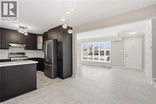 93 Wellington Street, Welland, ON - Indoor Photo Showing Kitchen With Stainless Steel Kitchen