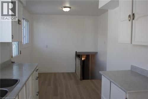 71 Nickolas Crescent, Cambridge, ON - Indoor Photo Showing Kitchen