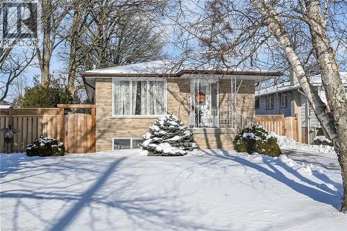 120 Kinross Street, Caledonia, ON - Outdoor