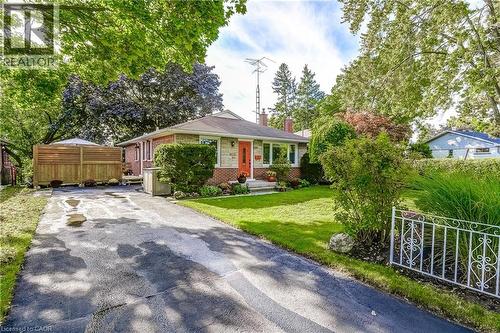 1216 De Quincy Crescent, Burlington, ON - Outdoor