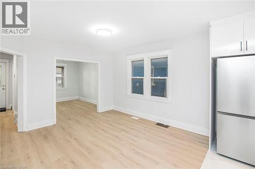 8 Leeds Street, Hamilton, ON - Indoor