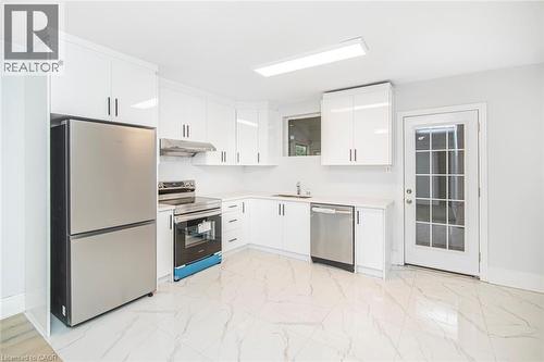 8 Leeds Street, Hamilton, ON - Indoor Photo Showing Kitchen With Stainless Steel Kitchen