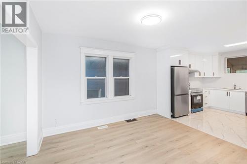 8 Leeds Street, Hamilton, ON - Indoor Photo Showing Kitchen With Stainless Steel Kitchen