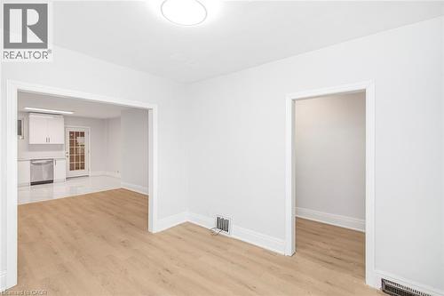 8 Leeds Street, Hamilton, ON - Indoor Photo Showing Other Room