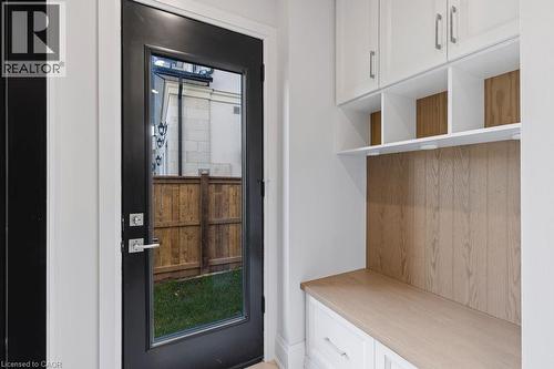 Mudroom featuring plenty of natural light - 308 Appleby Line, Burlington, ON - Indoor Photo Showing Other Room