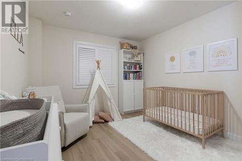 31 Southam Lane, Hamilton, ON - Indoor Photo Showing Bedroom