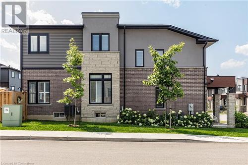 31 Southam Lane, Hamilton, ON - Outdoor