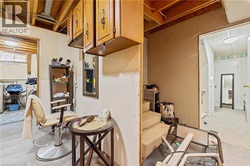 Miscellaneous room featuring light carpet - 490 Queen Victoria Drive, Hamilton, ON - Indoor