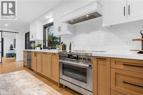 4344 No 1 Side Road, Burlington, ON - Indoor Photo Showing Kitchen