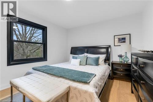 4344 No 1 Side Road, Burlington, ON - Indoor Photo Showing Bedroom