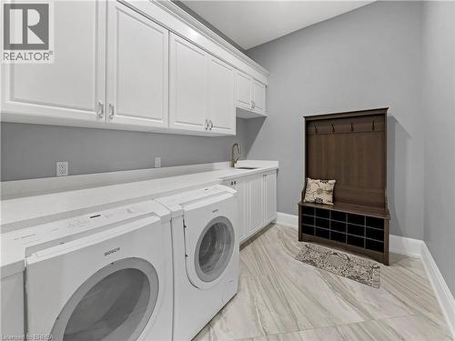 18 Harper Boulevard, Brantford, ON - Indoor Photo Showing Laundry Room