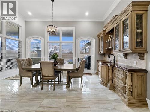 18 Harper Boulevard, Brantford, ON - Indoor Photo Showing Dining Room