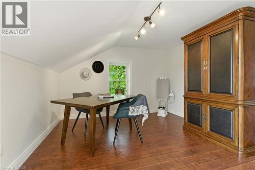 437 6Th Concession Road E, Flamborough, ON - Indoor Photo Showing Dining Room