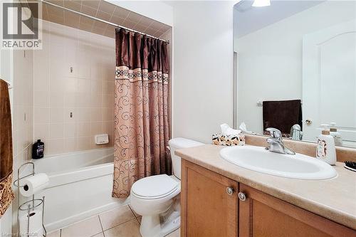 Primary bathroom featuring a stall shower - 3362 Whilabout Terrace, Oakville, ON - Indoor Photo Showing Bathroom