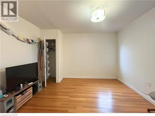 11 Proctor Boulevard Unit# 2, Hamilton, ON - Indoor Photo Showing Other Room