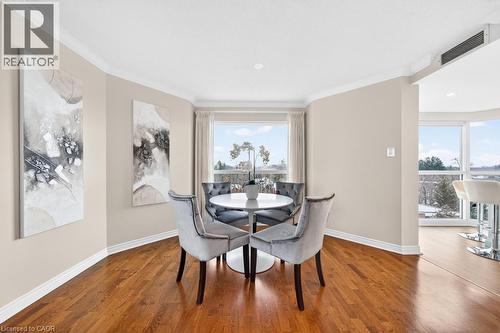 2190 Lakeshore Road Unit# 801, Burlington, ON - Indoor Photo Showing Dining Room