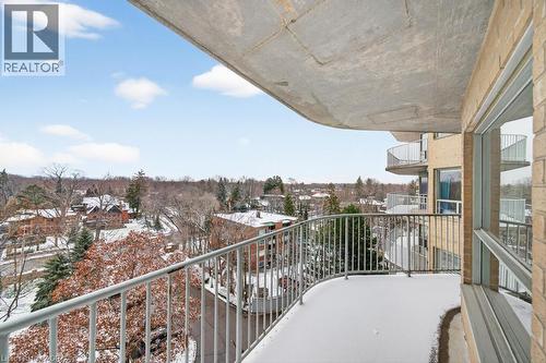 2190 Lakeshore Road Unit# 801, Burlington, ON - Outdoor With Exterior