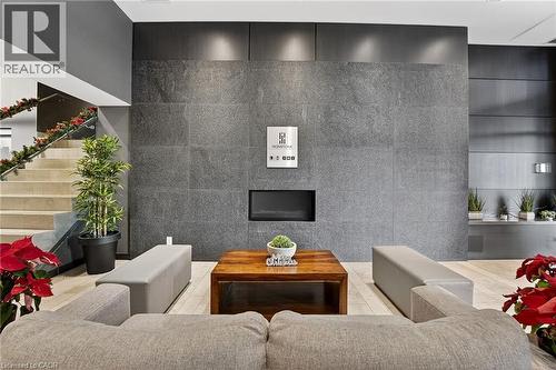 1940 Ironstone Drive Unit# 1006, Burlington, ON - Indoor