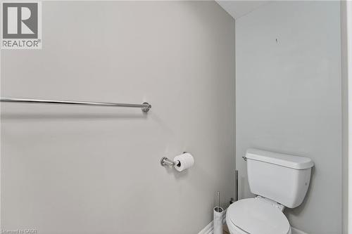 1940 Ironstone Drive Unit# 1006, Burlington, ON - Indoor Photo Showing Bathroom