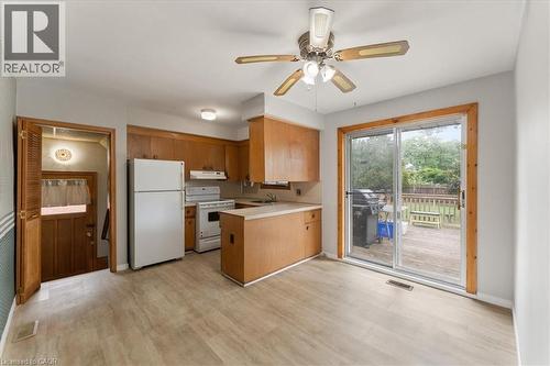 507 Upper Paradise Road, Hamilton, ON - Indoor Photo Showing Kitchen