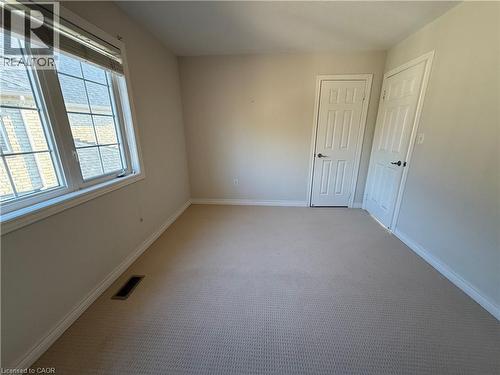 4210 Saunders Crescent, Burlington, ON - Indoor Photo Showing Other Room