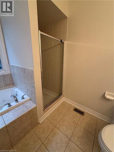 4210 Saunders Crescent, Burlington, ON - Indoor Photo Showing Bathroom