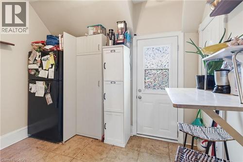 30 Ontario Avenue, Hamilton, ON - Indoor Photo Showing Other Room