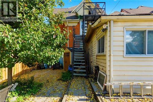 30 Ontario Avenue, Hamilton, ON - Outdoor