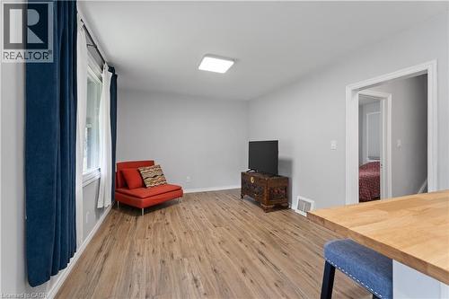 197 East 12Th Street, Hamilton, ON - Indoor