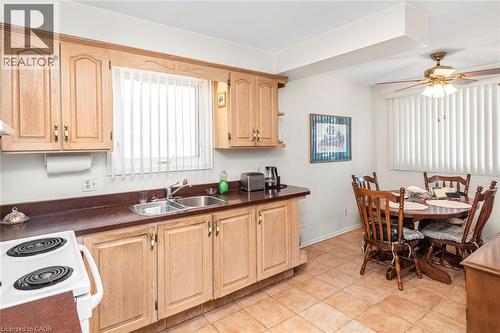 176 Walter Avenue S, Hamilton, ON - Indoor Photo Showing Kitchen With Double Sink