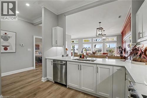 33 Sister Kern Terrace, Hamilton, ON - Indoor Photo Showing Kitchen